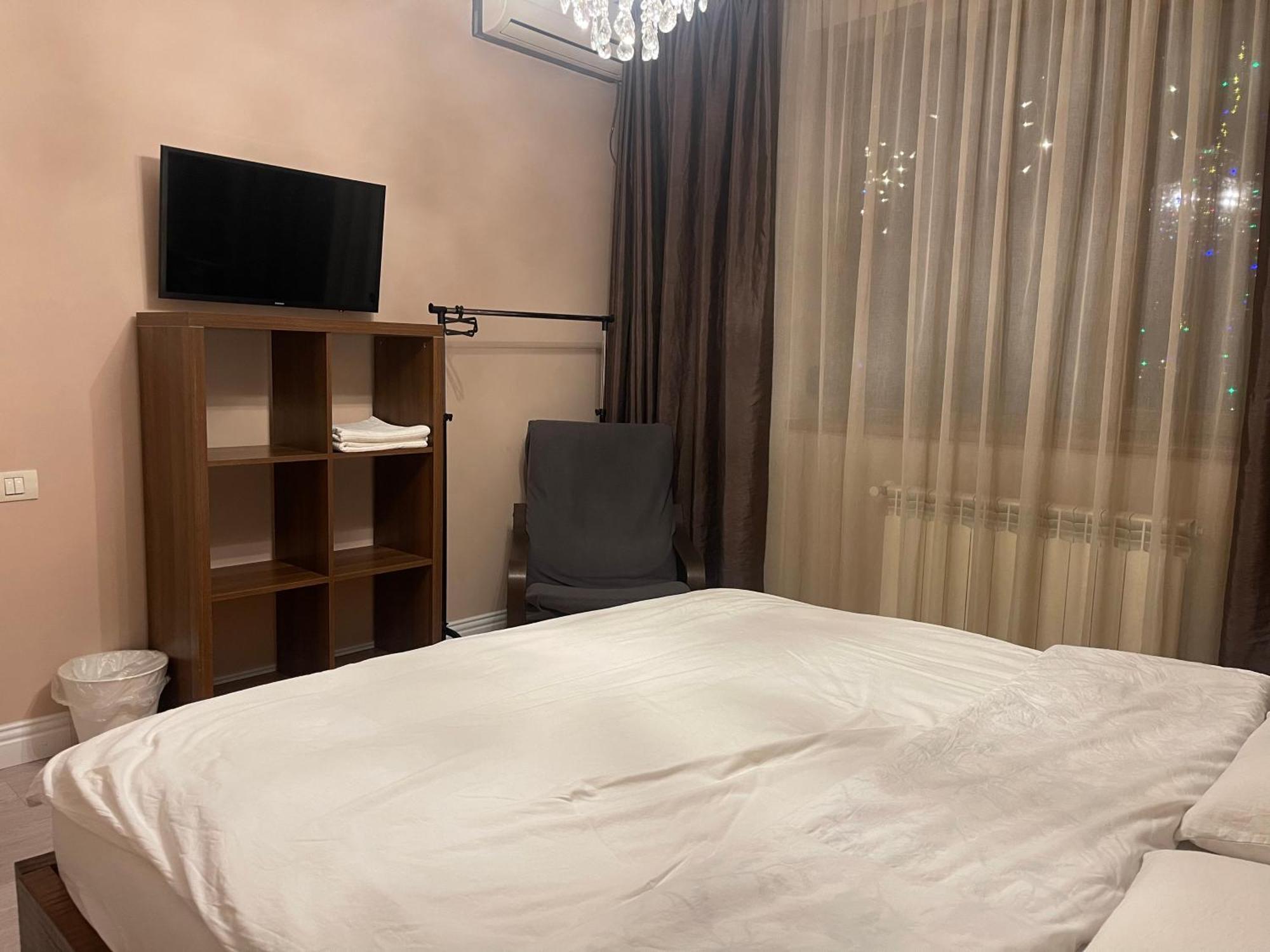 Room In A Private House - 5 Min From Therme And Airport Corbeanca Εξωτερικό φωτογραφία