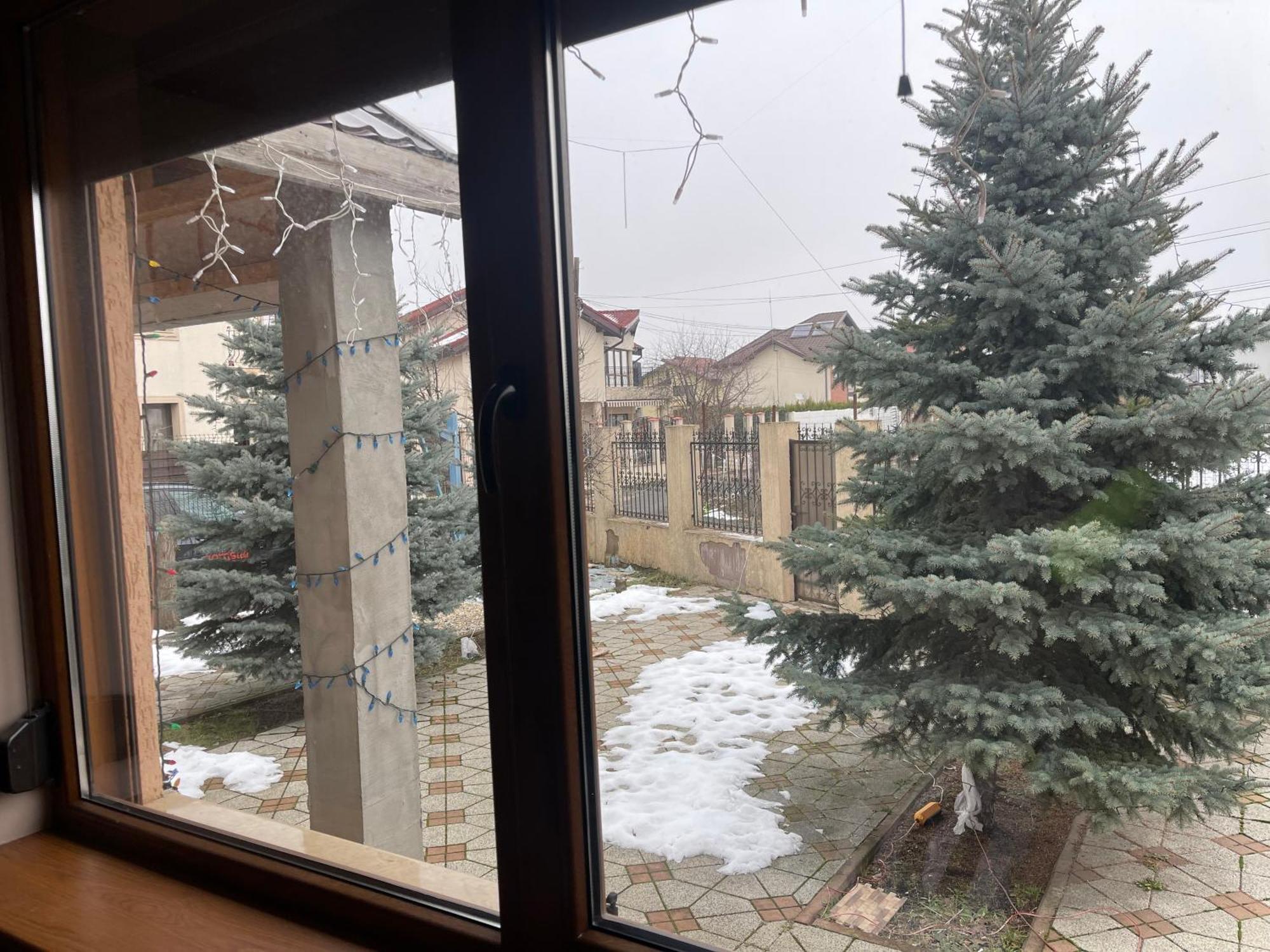 Room In A Private House - 5 Min From Therme And Airport Corbeanca Εξωτερικό φωτογραφία